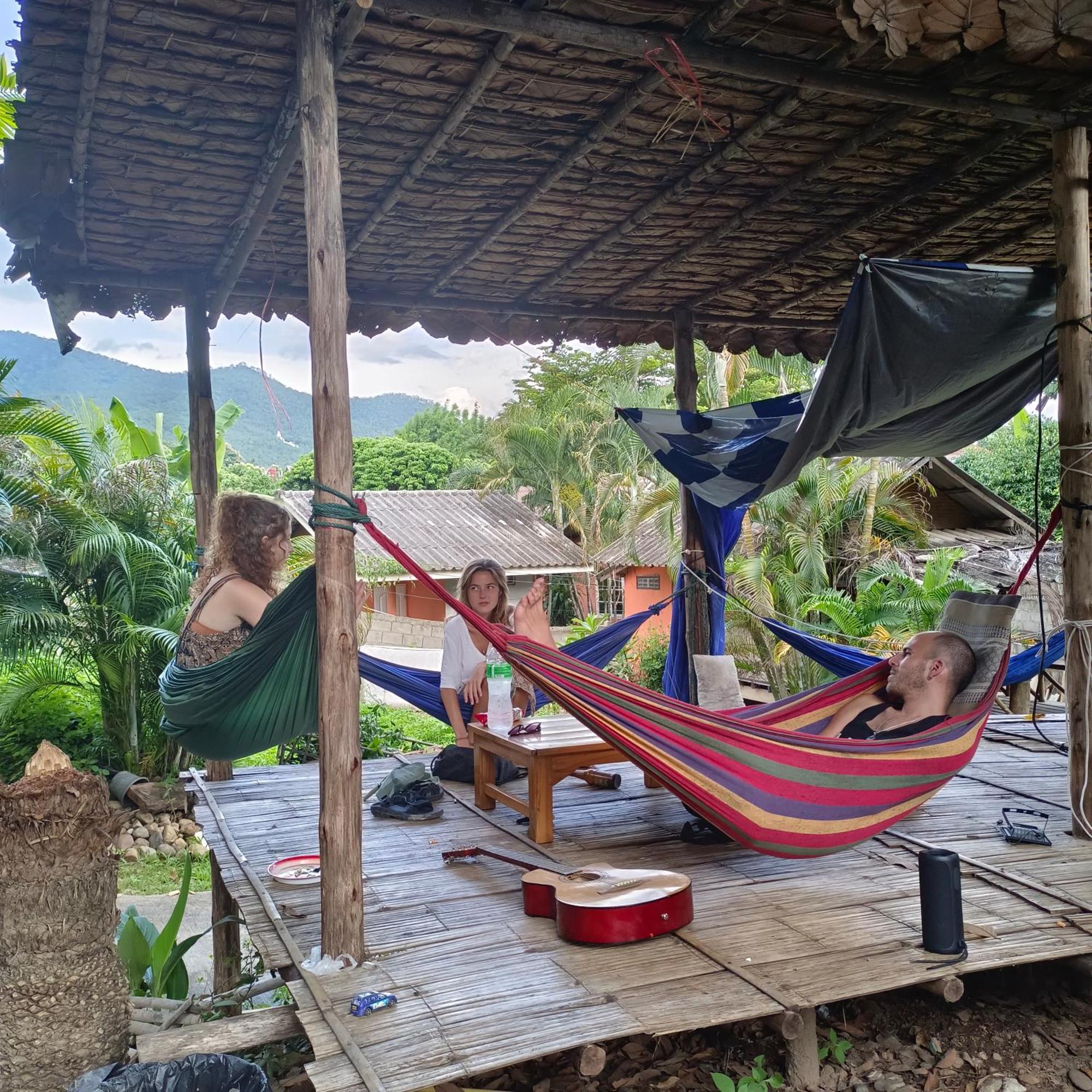 Sunny Tayai Hostel Pai Exterior photo